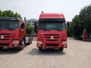 China SINOTRUCK Prime Mover Truck LHD RHD 375HP 6X4 Trekker Aanhangwagen Rode Kleur fabriek